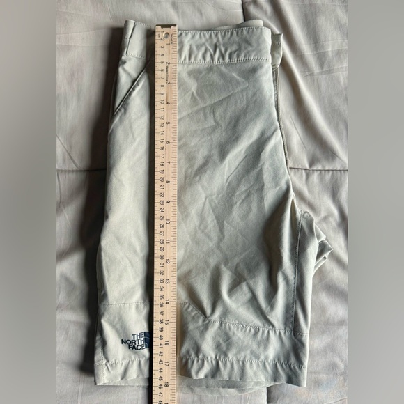 The North Face Men’s Shorts Sz. 32 - Picture 4 of 4